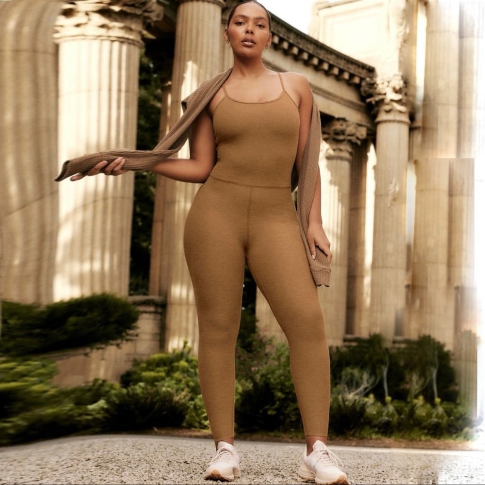 NWOT Beyond Yoga Uplevel Space Dye Midi Toffee Brown Stretch Jumpsuit Size M - Picture 8 of 8
